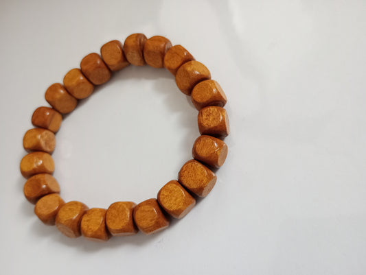 Wooden beaded bracelet